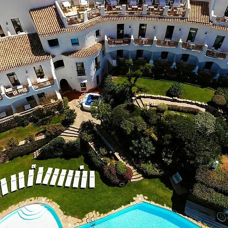 Luci Di La Muntagna Hotel 4*