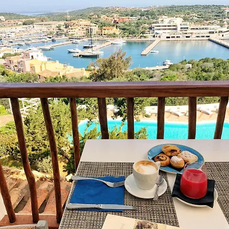 Luci Di La Muntagna Hotel 4*