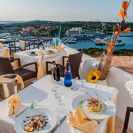 Luci Di La Muntagna Hotel 4*