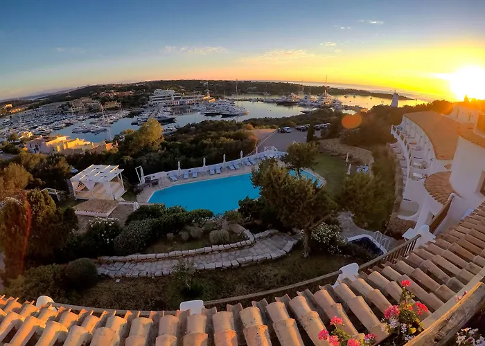 Luci Di La Muntagna Hotel 4*